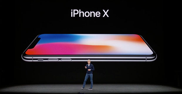iPhone X presented by Tim Cook