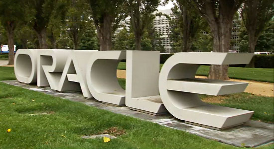 oracle faces difficult transition as last big enterprise software company to move to cloud