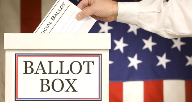 defcon voting machine hacks hint at real world threats that should be taken seriously say security experts